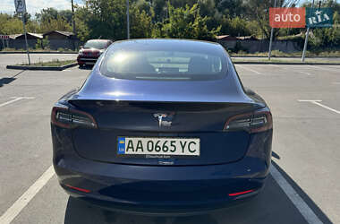 Седан Tesla Model 3 2019 в 