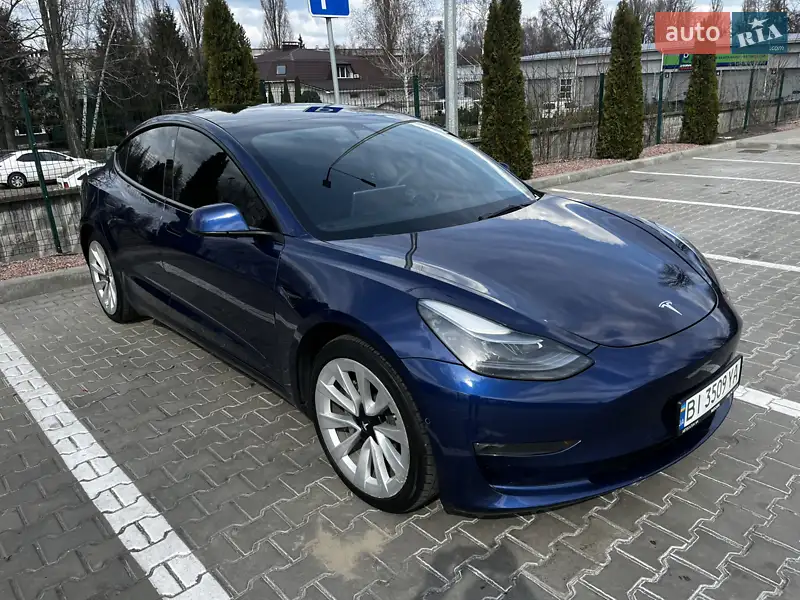Tesla Model 3 2021