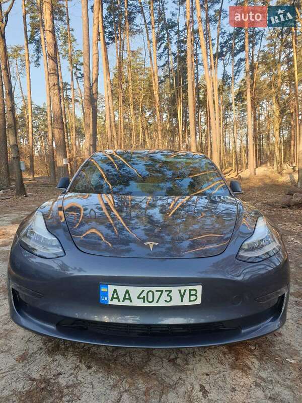 Седан Tesla Model 3 2019 в Києві