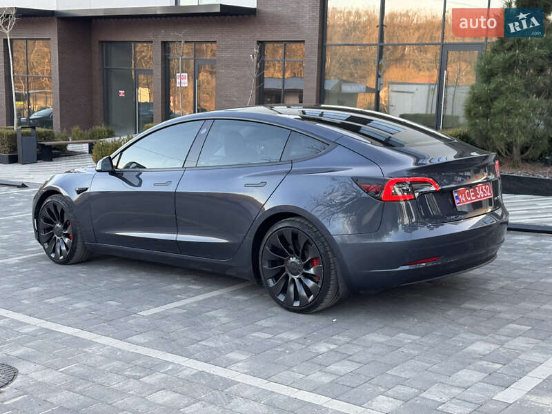 Седан Tesla Model 3 2023 в Ужгороде фото 19 Седан Tesla Model 3 2023 в Ужгороде