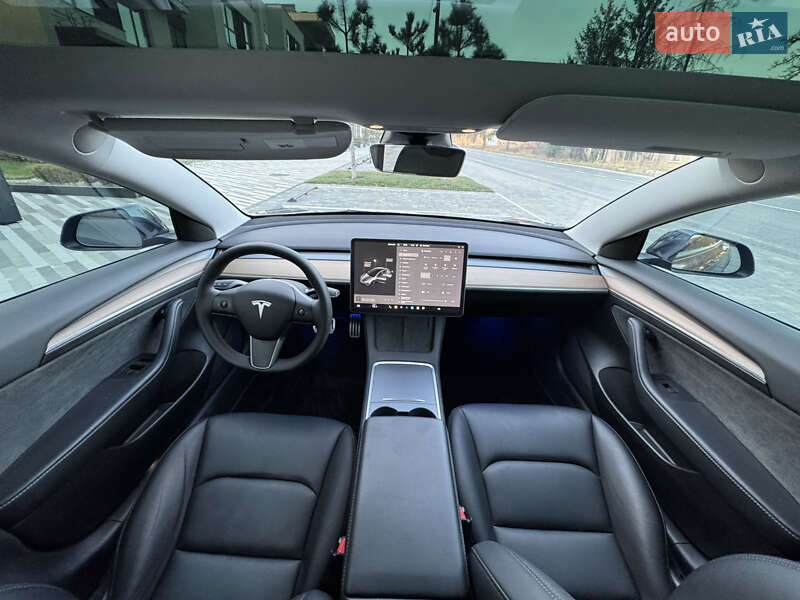 Седан Tesla Model 3 2023 в Ужгороде фото 39 Седан Tesla Model 3 2023 в Ужгороде