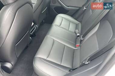 Седан Tesla Model 3 2024 в 