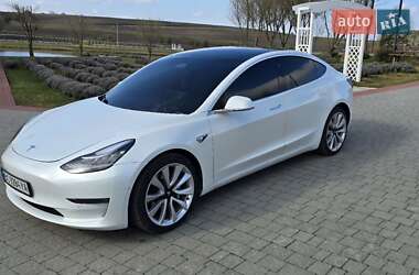 Седан Tesla Model 3 2020 в Львове
