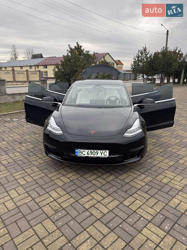 Седан Tesla Model 3 2020 в Самборі фото 10 Седан Tesla Model 3 2020 в Самборі