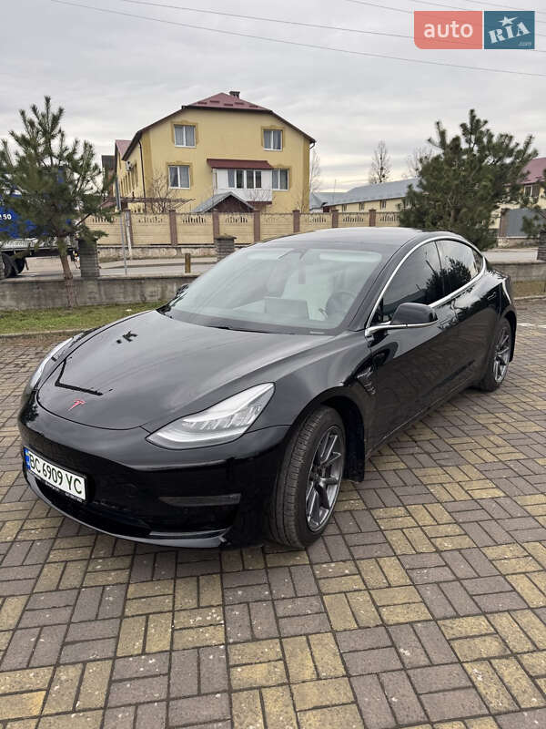 Седан Tesla Model 3 2020 в Самборі фото 2 Седан Tesla Model 3 2020 в Самборі