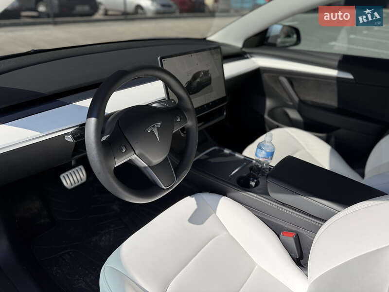 Седан Tesla Model 3 2022 в Киеве фото 12 Седан Tesla Model 3 2022 в Киеве