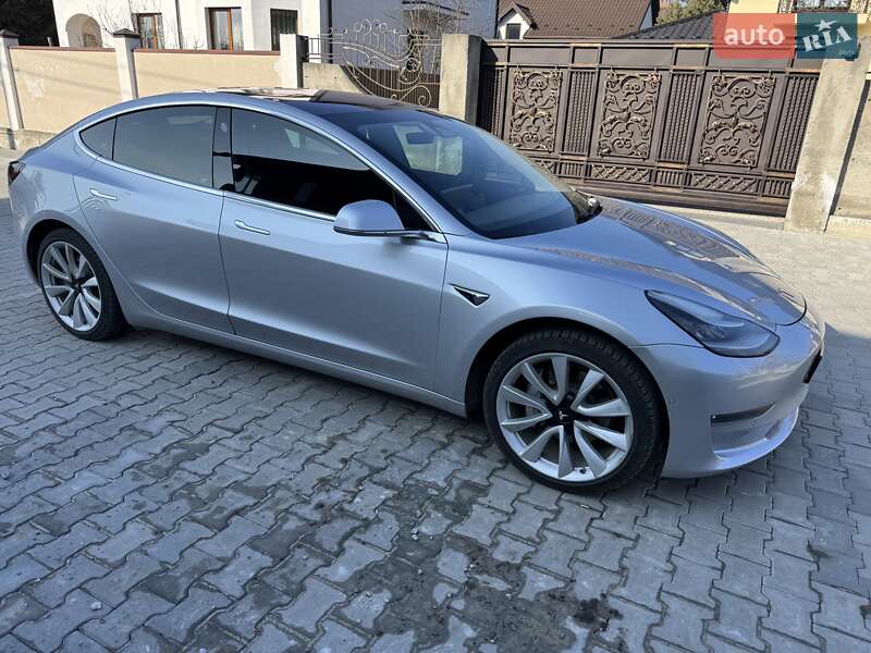 Седан Tesla Model 3 2018 в Львове фото 3 Седан Tesla Model 3 2018 в Львове