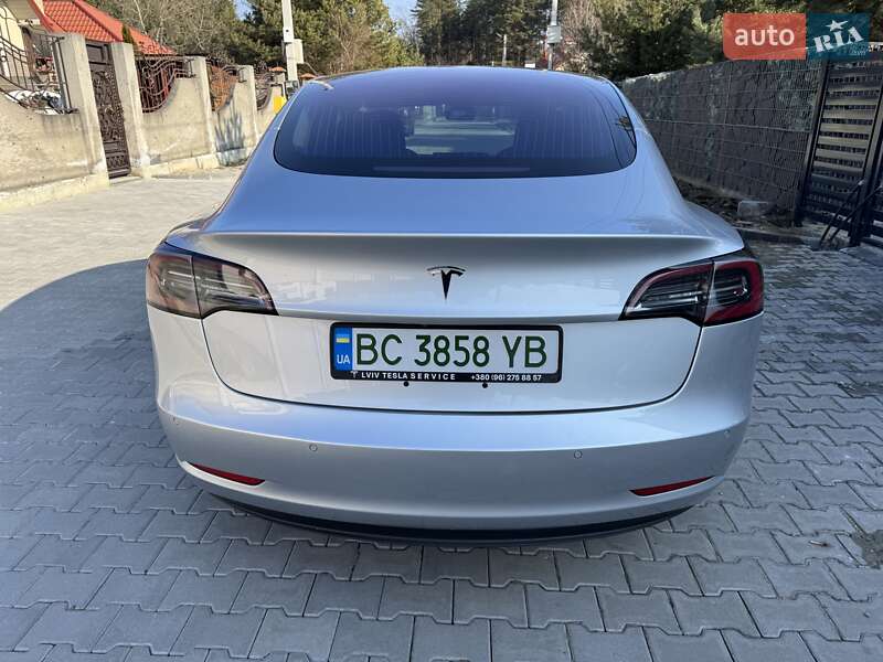 Седан Tesla Model 3 2018 в Львове фото 7 Седан Tesla Model 3 2018 в Львове