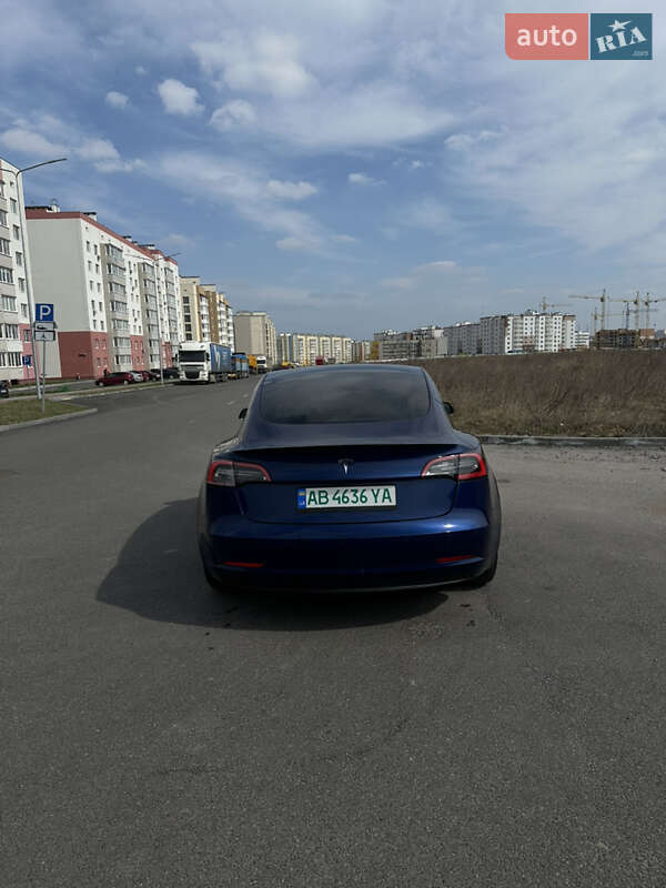 Седан Tesla Model 3 2019 в Вінниці