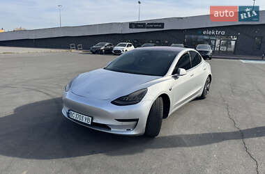 Седан Tesla Model 3 2018 в 