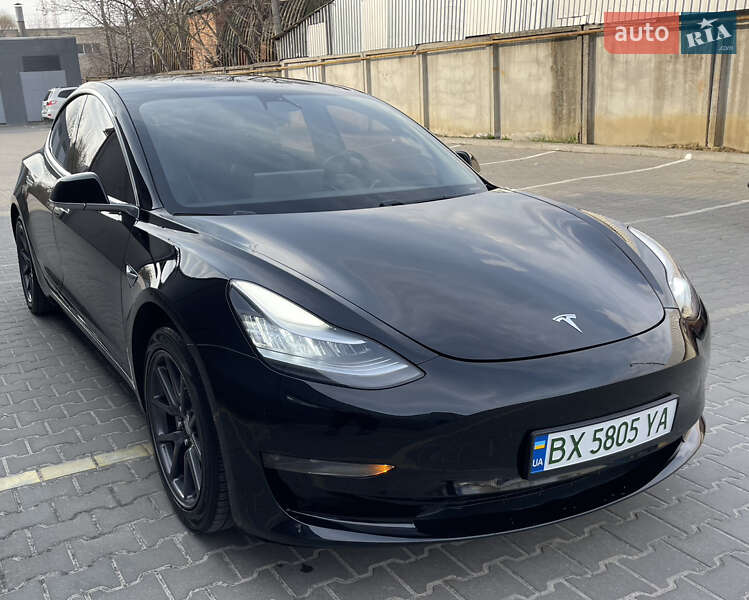 Седан Tesla Model 3 2019 в Хмельницком