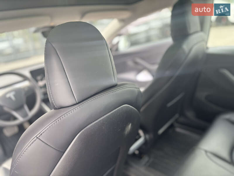 Седан Tesla Model 3 2020 в Хмельницком