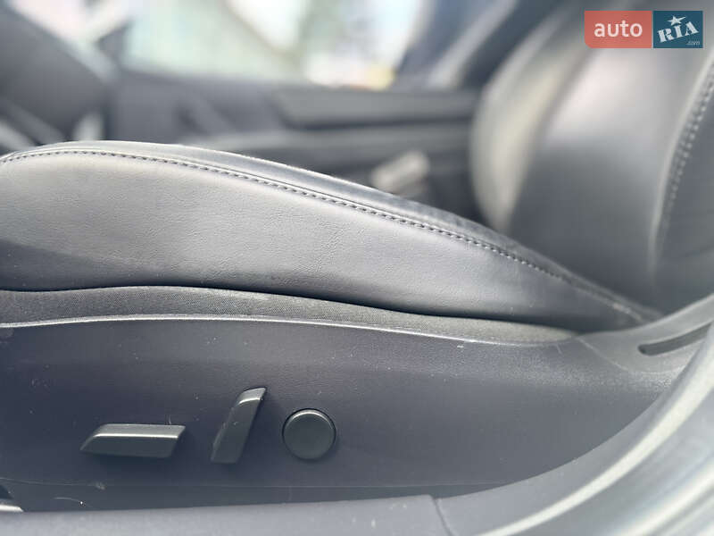 Седан Tesla Model 3 2020 в Хмельницком