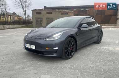 Седан Tesla Model 3 2019 в Львові