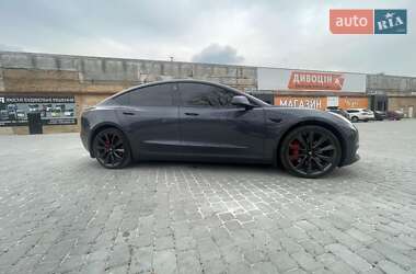 Седан Tesla Model 3 2019 в Львові