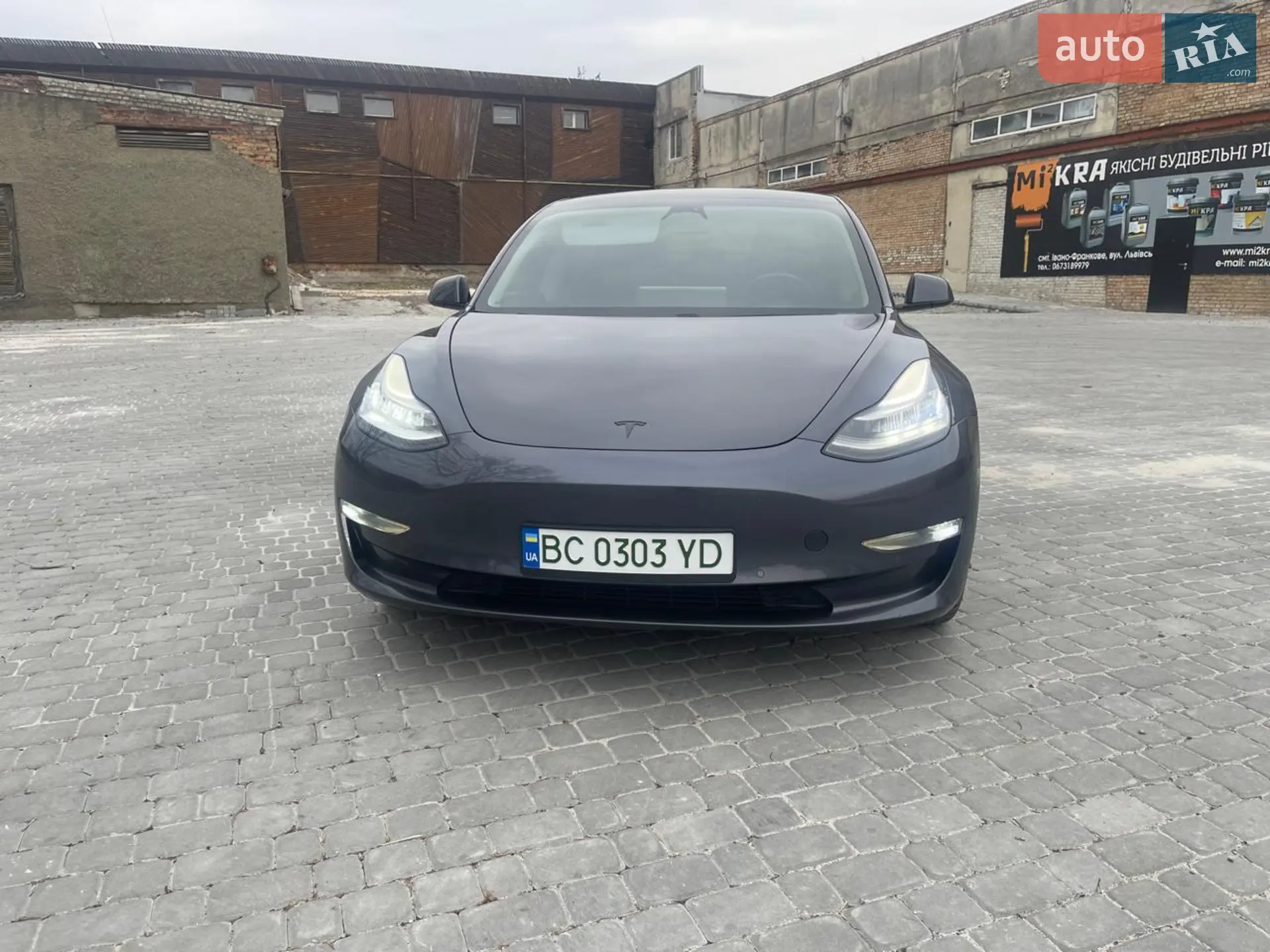 2019 Tesla Model 3 - фото 1