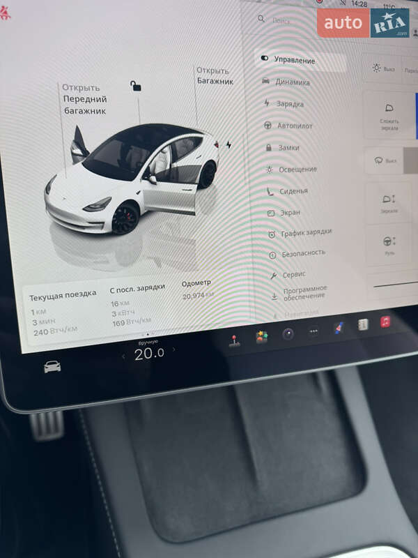 Седан Tesla Model 3 2023 в Луцьку