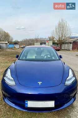 Седан Tesla Model 3 2018 в Киеве