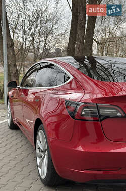 Седан Tesla Model 3 2018 в 