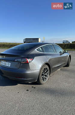 Седан Tesla Model 3 2018 в 
