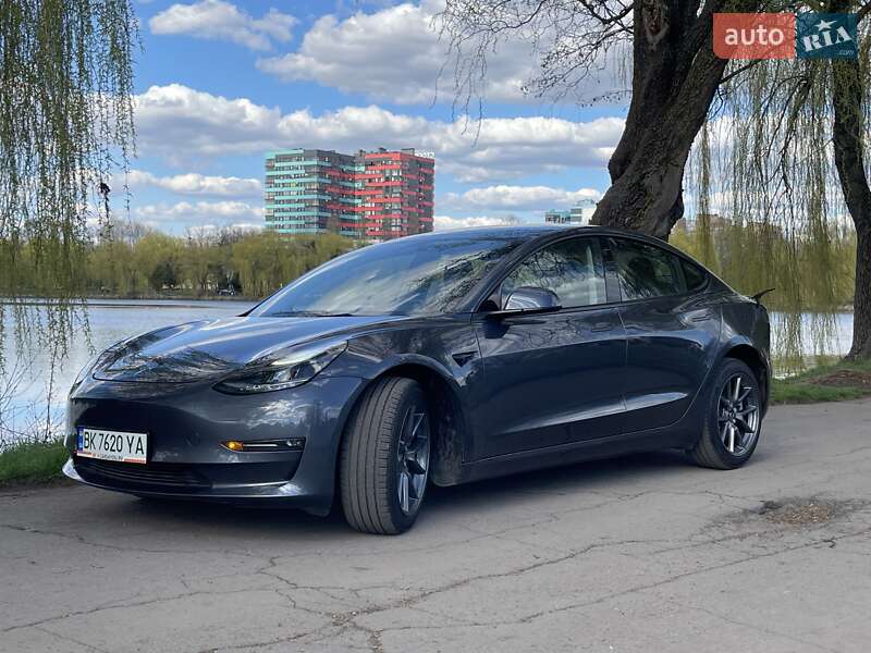 Tesla Model 3 2022 Tesla Model 3 2022