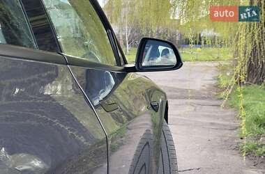 Седан Tesla Model 3 2022 в Ровно