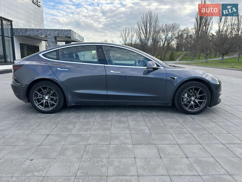 Седан Tesla Model 3 2019 в Кременчуге фото 3 Седан Tesla Model 3 2019 в Кременчуге