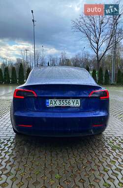 Седан Tesla Model 3 2018 в 