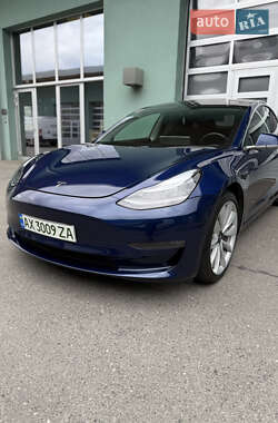 Седан Tesla Model 3 2018 в 