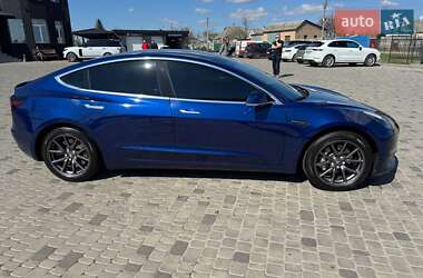 Седан Tesla Model 3 2018 в 