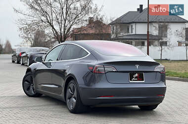 Седан Tesla Model 3 2018 в 
