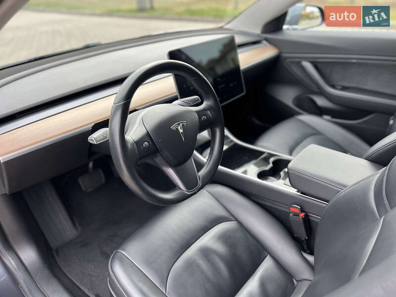 Седан Tesla Model 3 2018 в Одессе фото 22 Седан Tesla Model 3 2018 в Одессе