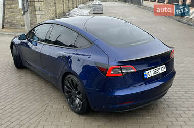 Седан Tesla Model 3 2021 в 