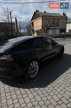 Седан Tesla Model 3 2018 в 