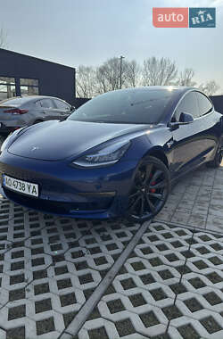 Седан Tesla Model 3 2019 в 