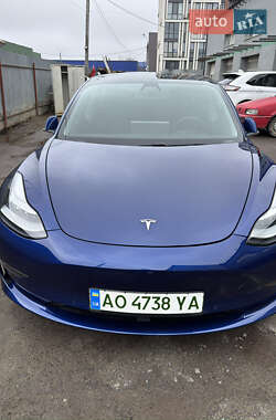 Седан Tesla Model 3 2019 в 