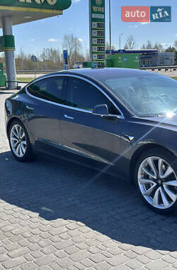 Седан Tesla Model 3 2018 в 
