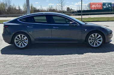 Седан Tesla Model 3 2018 в 