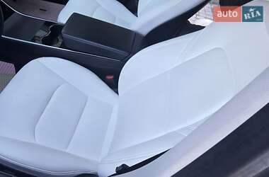 Седан Tesla Model 3 2018 в 