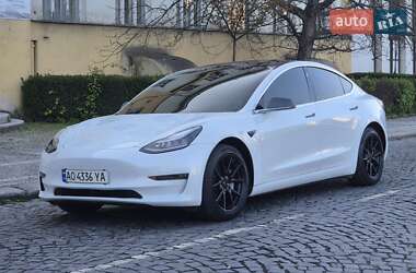 Седан Tesla Model 3 2018 в 