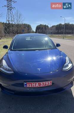 Седан Tesla Model 3 2019 в 