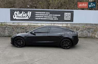 Седан Tesla Model 3 2018 в 