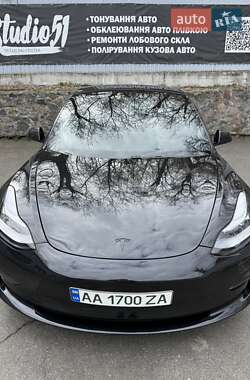 Седан Tesla Model 3 2018 в 