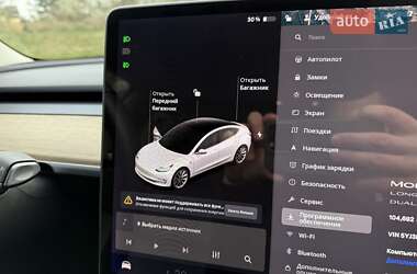 Седан Tesla Model 3 2019 в 