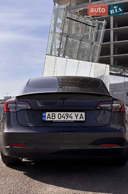Седан Tesla Model 3 2021 в Днепре