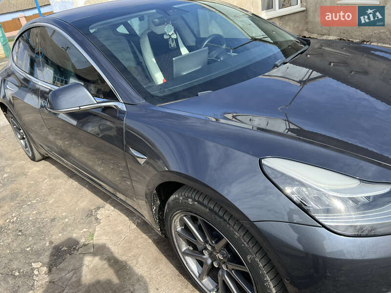 Седан Tesla Model 3 2018 в Баштанке
