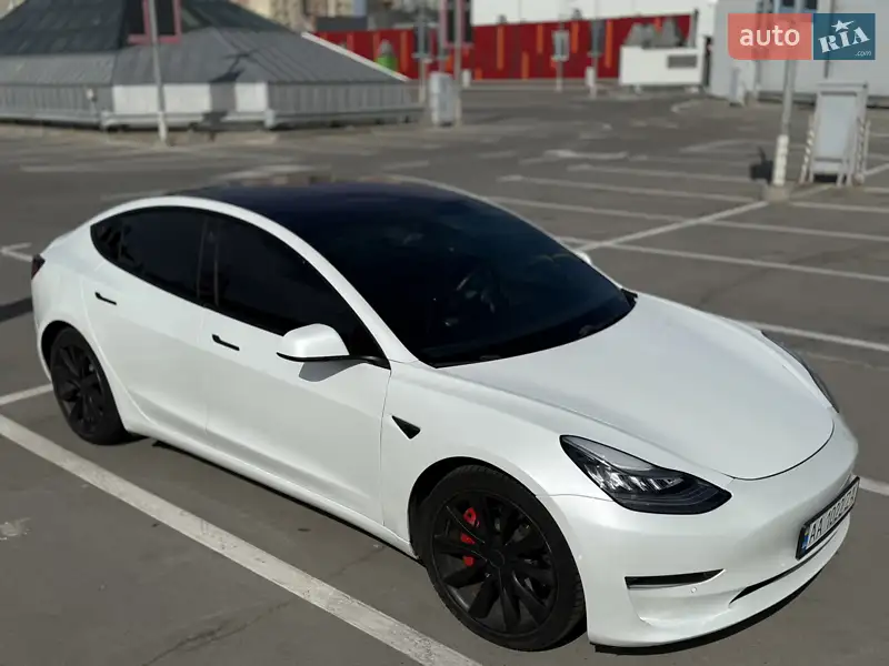 Седан Tesla Model 3 2018 в 
