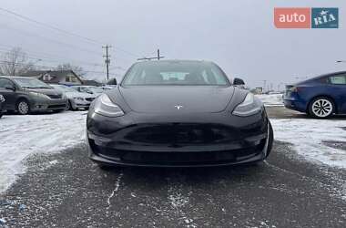 Седан Tesla Model 3 2018 в 