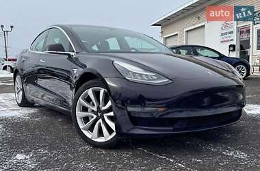 Седан Tesla Model 3 2018 в 
