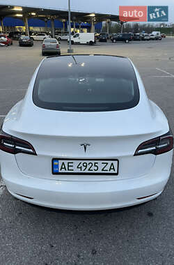 Седан Tesla Model 3 2020 в Днепре